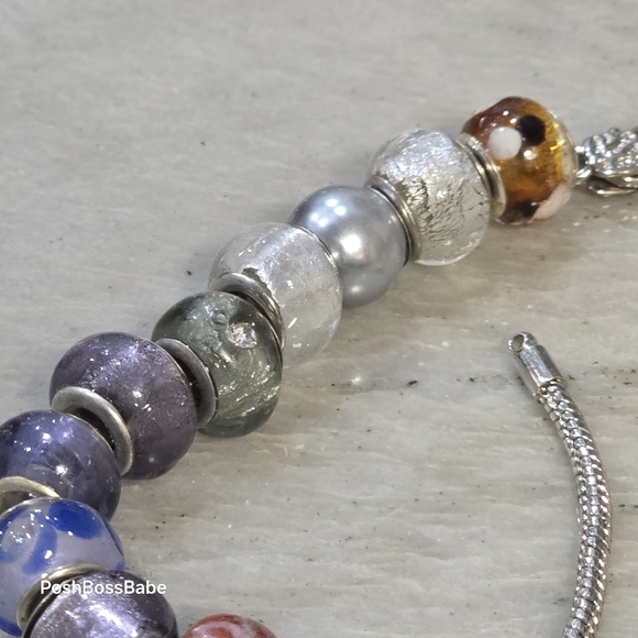 Lot of glass beads metal center core all beads pictured are included - Picture 6 of 6